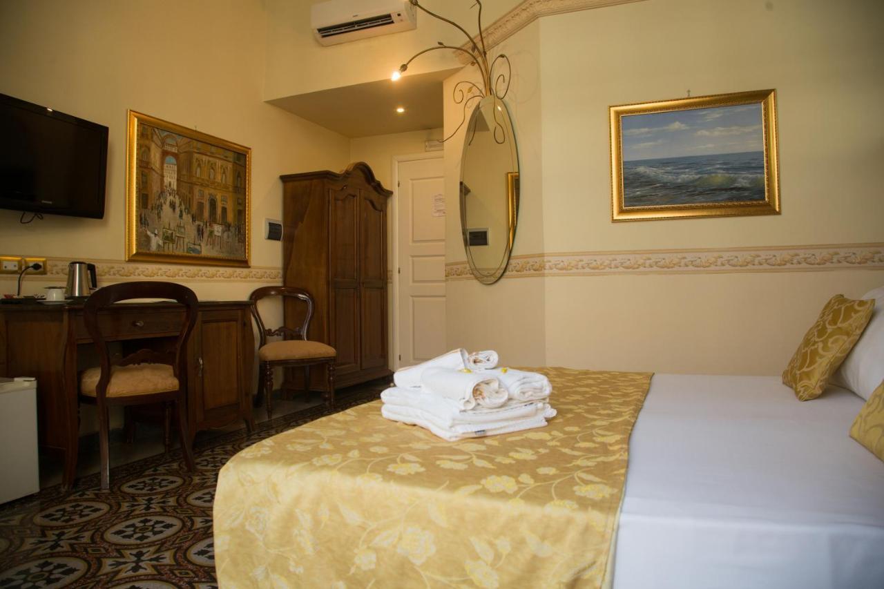 B&B Art Suite Santa Brigida Naples Exterior photo