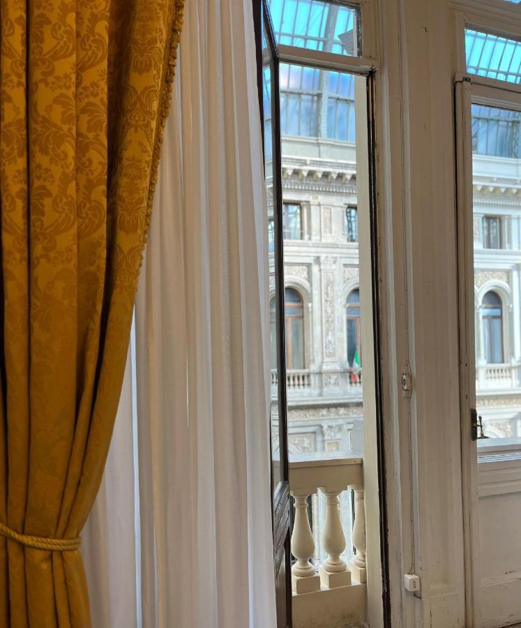 B&B Art Suite Santa Brigida Naples Exterior photo